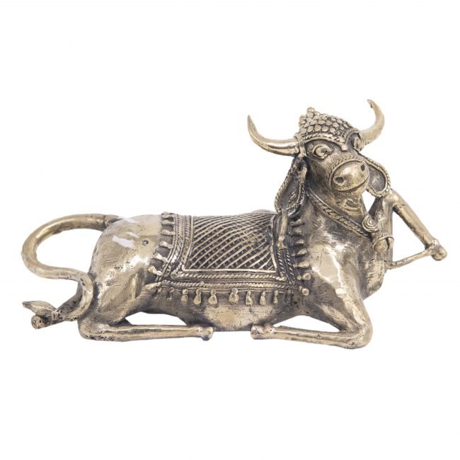 Metal Nandi Sitting