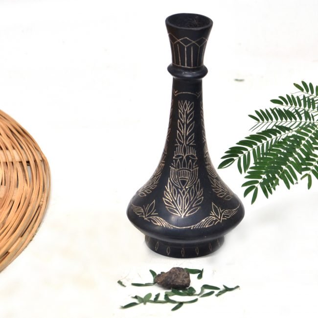 Bidri work Silver Tarkashi Shahnayi Vase