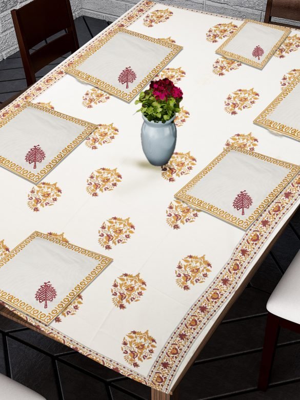 Cotton Table Cover with 6 Napkins