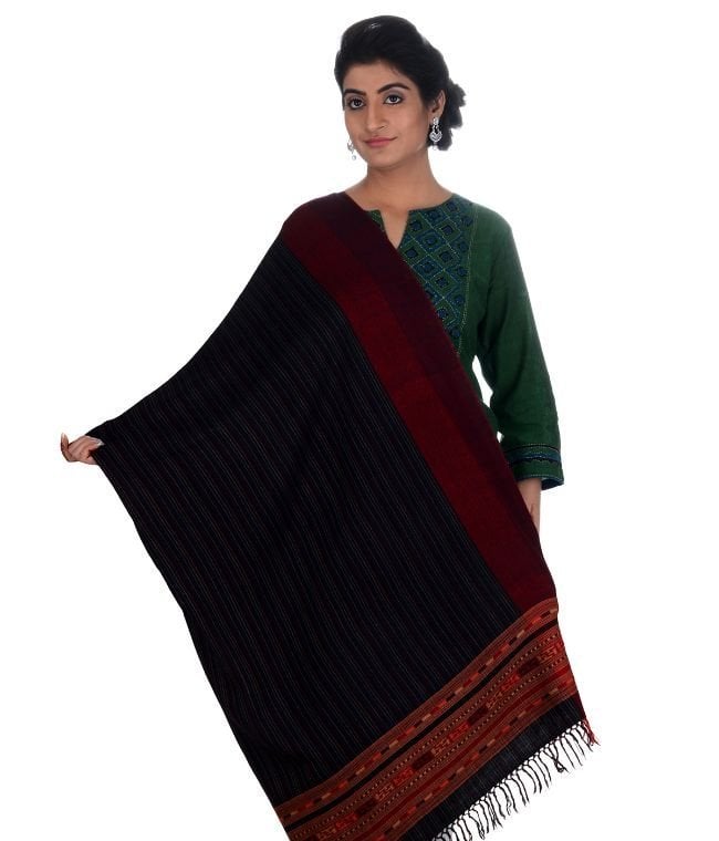 Handwoven Sheep Wool Black Chasm Dori Shawl For Women