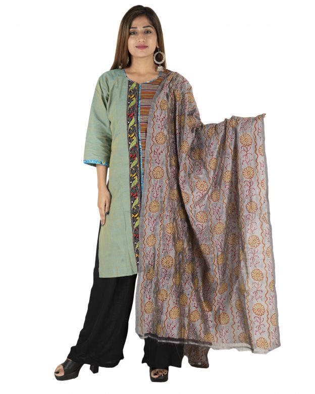 Womens Handwoven Tassar Silk Muticolour Freesize Dupatta