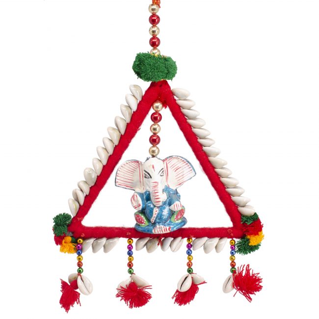 Multicolor Metal, Tera Cotta, Conch, Beads, Wool & Thread Hanging Kodi