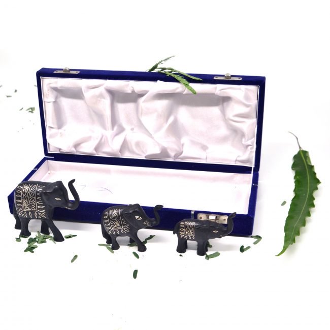 Bidri work Silver Tarkashi Elephant Family set of 3