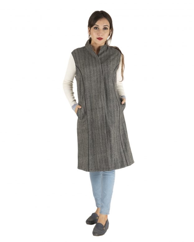 Grey Woolen Buttoned Sleeveless Knee Long Regular Fit Coat