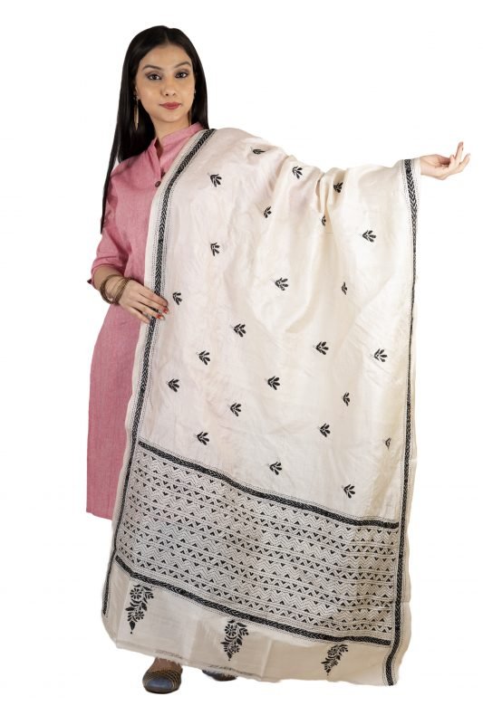 Womens Off-white Tassar Silk Stole