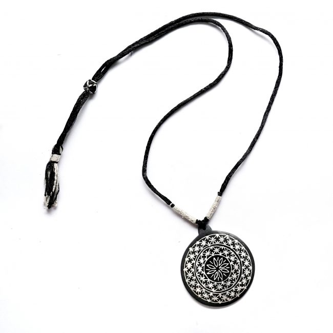 Pendant Round