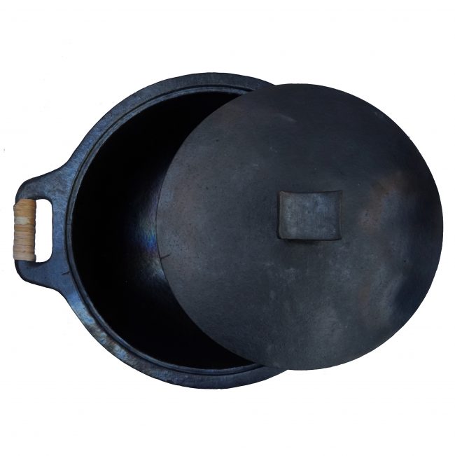 Longpi Casserole Large | Handmade Black Pottery Cookware