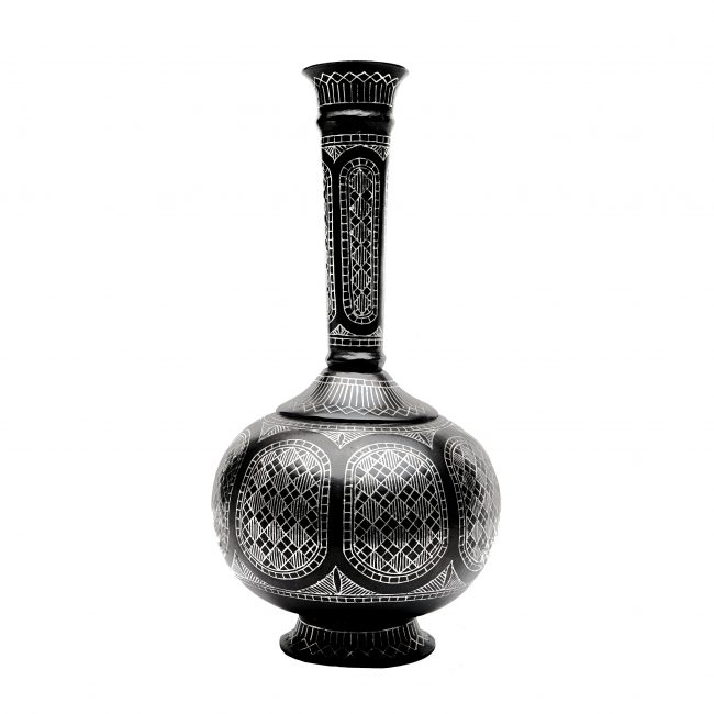 Suraye Vase Tarkashi Work