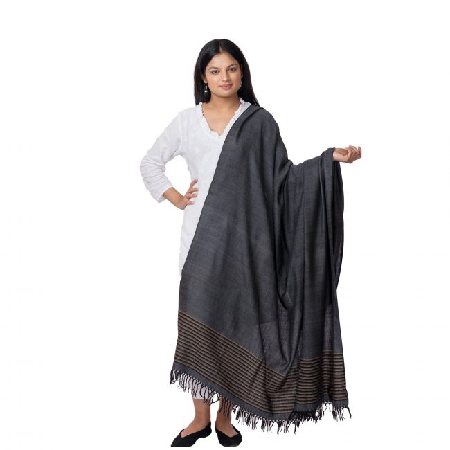 Sheep Wool Black Shawl