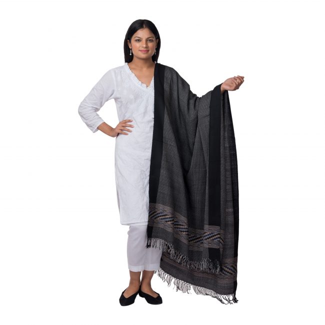 Kinnouri Wool Black Shawl