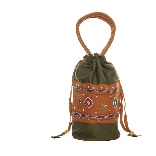 Flower Pot Banjara Border Batwa