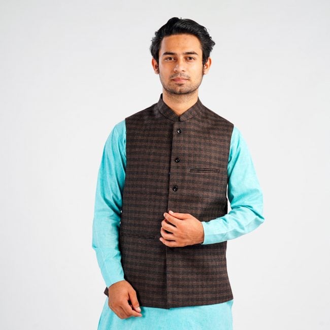 Handloom Woolen Checks Waist Coat - 44