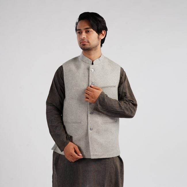 Handloom Woolen Plain Waist Coat - 40