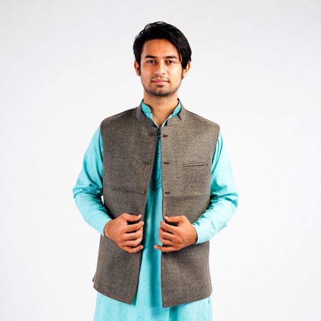 Handloom Woolen Plain Waist Coat - 42