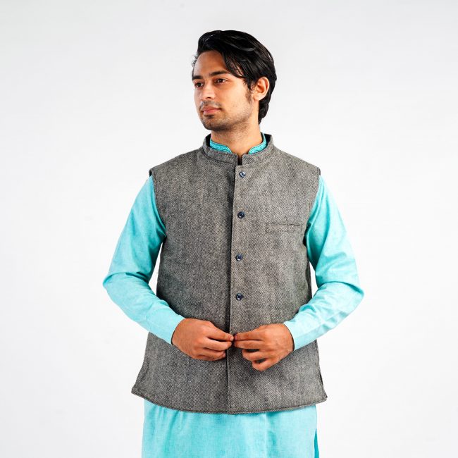 Handloom Woolen Reversible Waist Coat - 42
