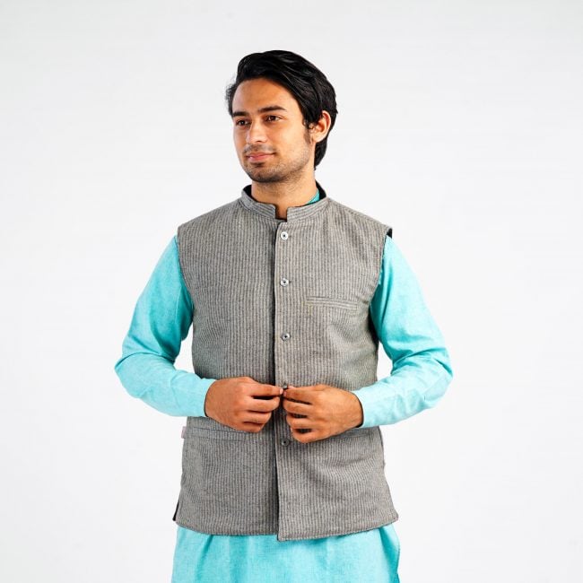 Handloom Woolen Reversible Waist Coat - 40