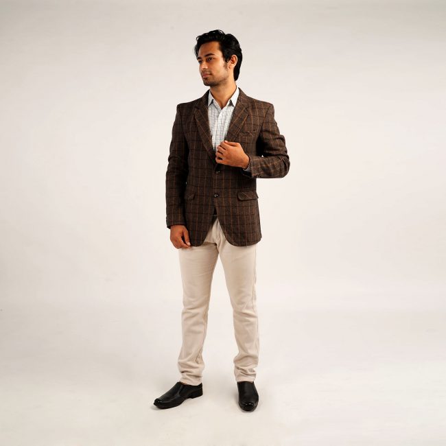 Handloom Woolen Checks Coat - 40