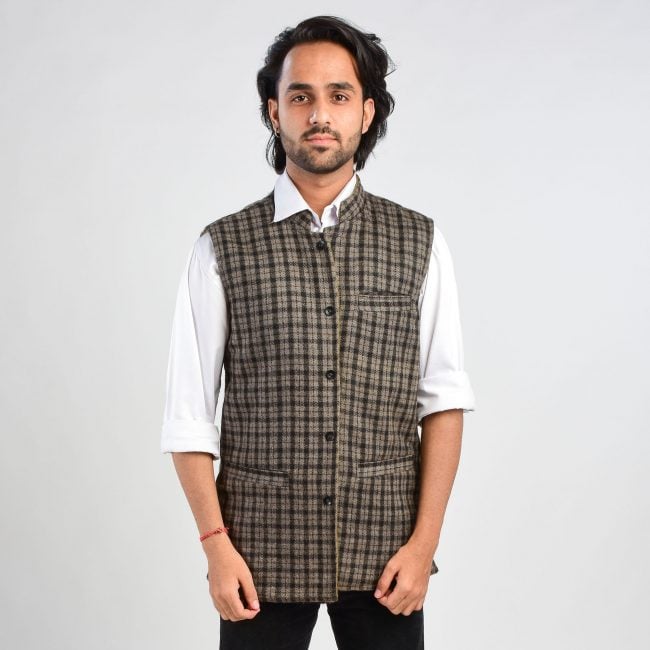 Handloom Woolen Checks Waist Coat - 40