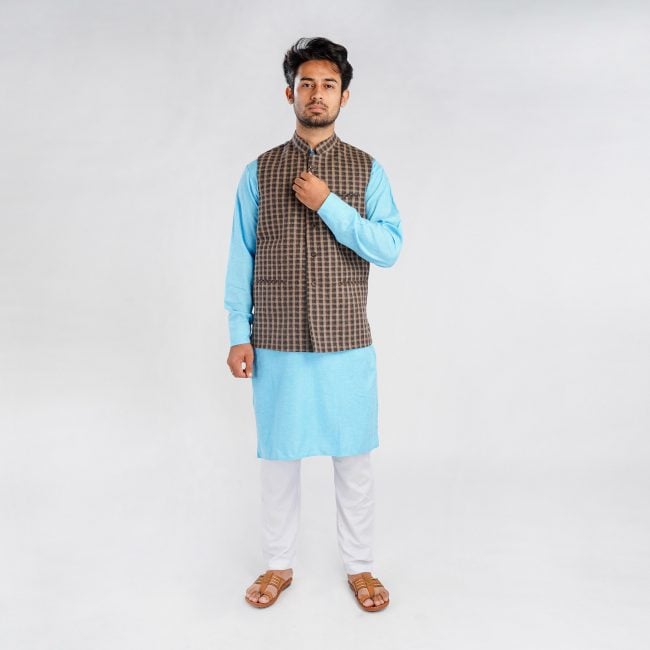 Handloom Woolen Checks Waist Coat - 38