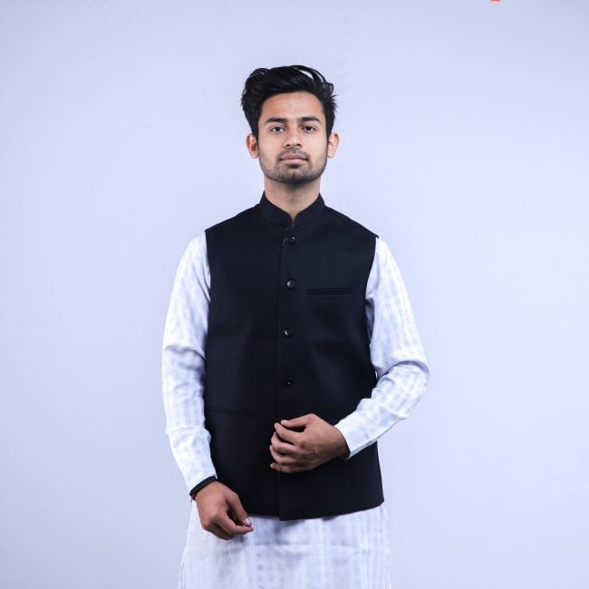 Woolen Plain Black Waist Coat - 38