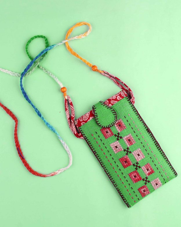 Handmade Jute Mobile Pouch Green