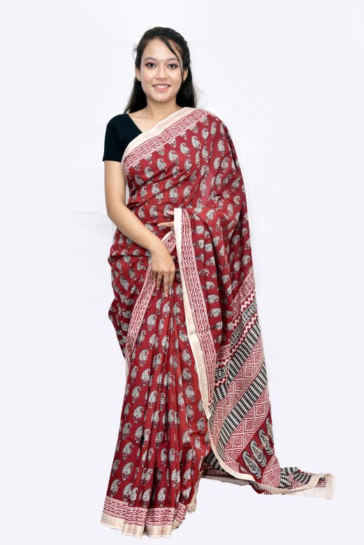 Handwoven Yellow Cotton Silk Mix Maheshwari Bagh Print Saree