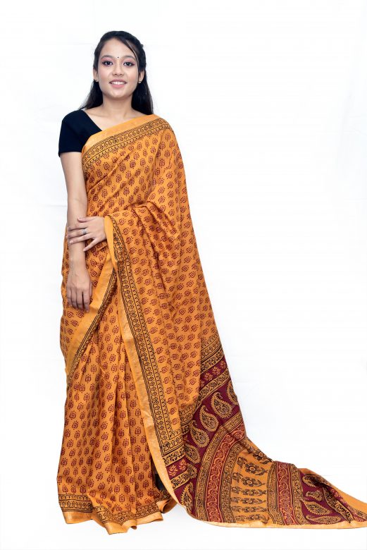Handwoven Yellow Cotton Silk Mix Maheshwari Bagh Print Saree
