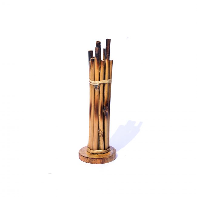 Hancrafted Brown Bamboo Flowerwase Thorn