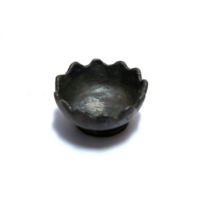 Handcrafted Brown Lotus Bowl Mini