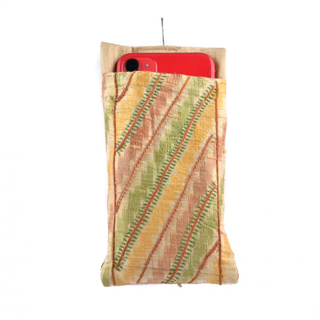 Stylish Cell Phone Pouch (Multi-Color)