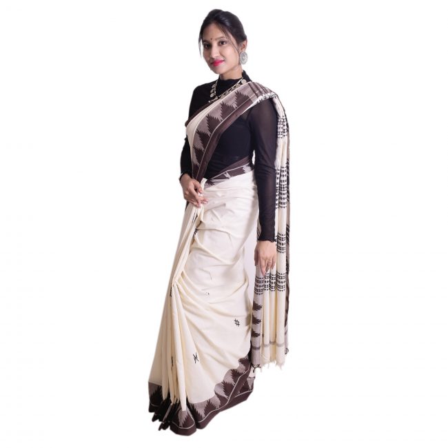 Aal Dyed hand woven Cotton Saree