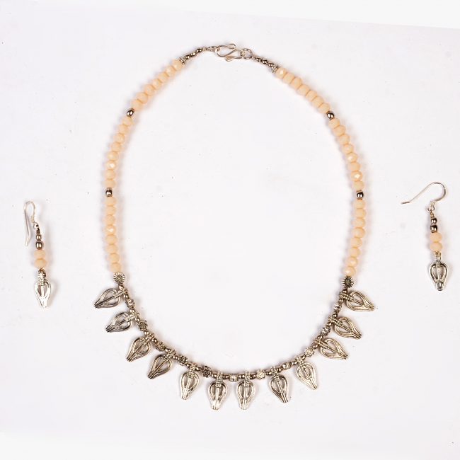 Handcrafted Metal Beads Crystal Necklace