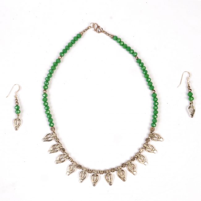 Handcrafted Metal Beads Crystal Necklace