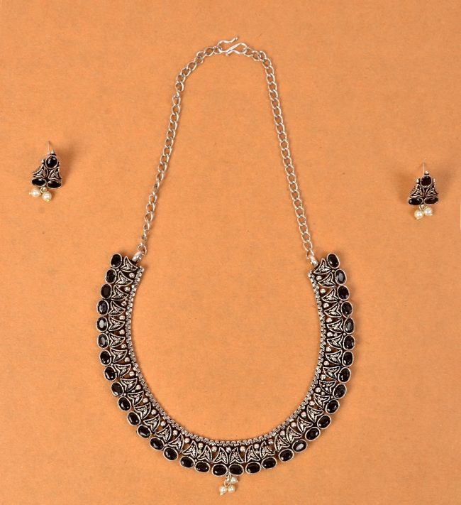 Tribes India Necklace with Earrings “ Lotus Design