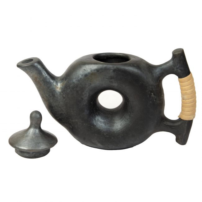 Tribes India Kettle Tyre