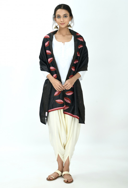 Stole Applique Design