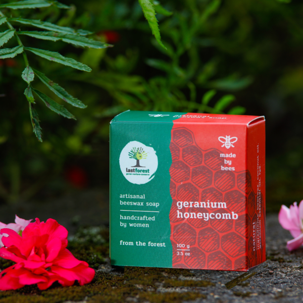 Handmade Beeswax Geranium Soap (100 Grams)