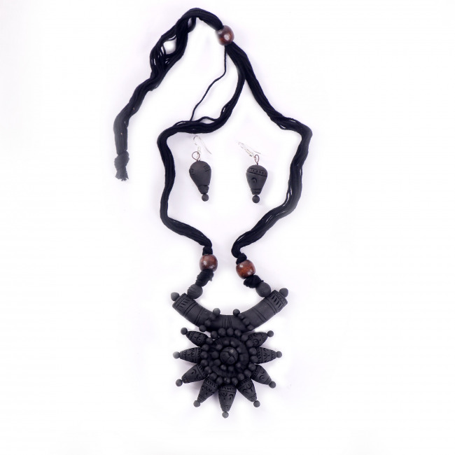 Teracotta Necklace