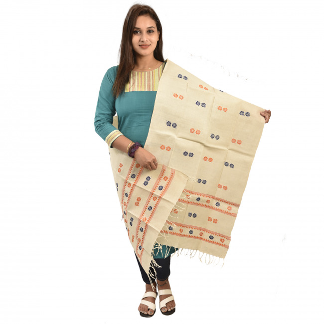 Hand Woven Traditional Eri Silk Stole By Tribal Artisans of Assam
