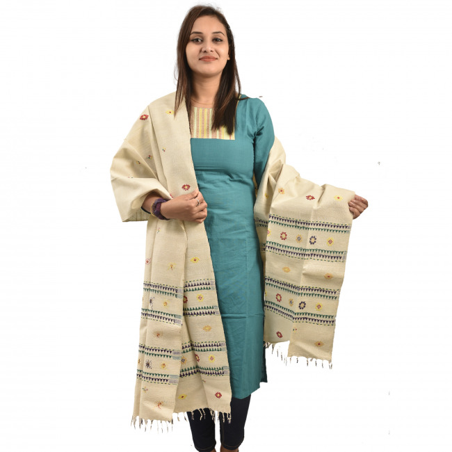 Hand Woven Traditional Eri Silk Stole By Tribal Artisans of Assam