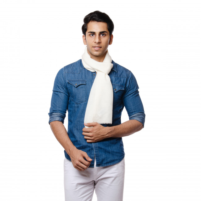 Handwoven Pure Woolen White Muffler Leh