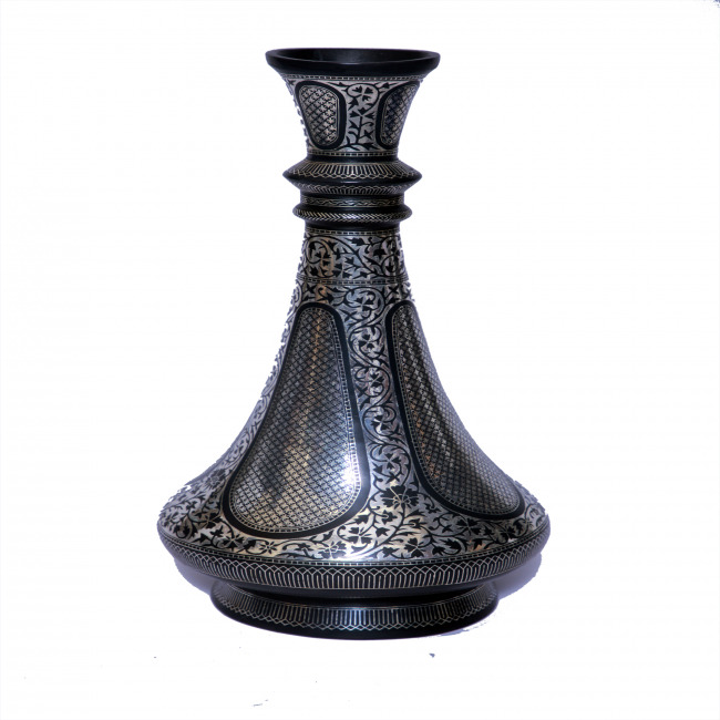 Handcrafted Bidri Shanay Vase with Sheet Mahytabi Phool Jadi Work – Traditional Black Metal Floral Vase | Tribes India