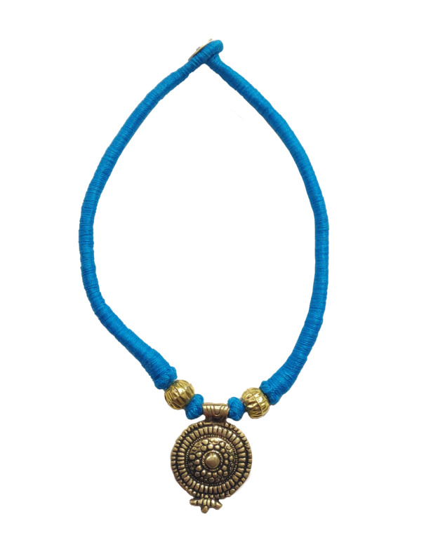 Handcrafted Metal Light Blue Single Thread Necklace