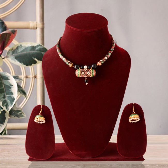 Multicolor Meenakari Mandaliya Necklace Set With Earrings