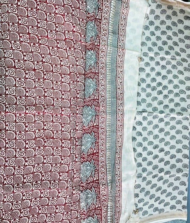 Handwoven Mehroon & Black Cotton Silk Mix Maheshwari Bagh Print Suit Material