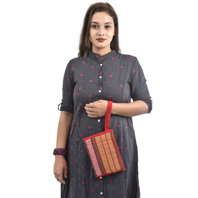 Spice Art SA - 442C Womens Tan Smooth Pu Half Moon Stylish Handbag, 300 Gm,  Size: 12.5 X 3 X 10 Inch at Rs 1250/piece in New Delhi